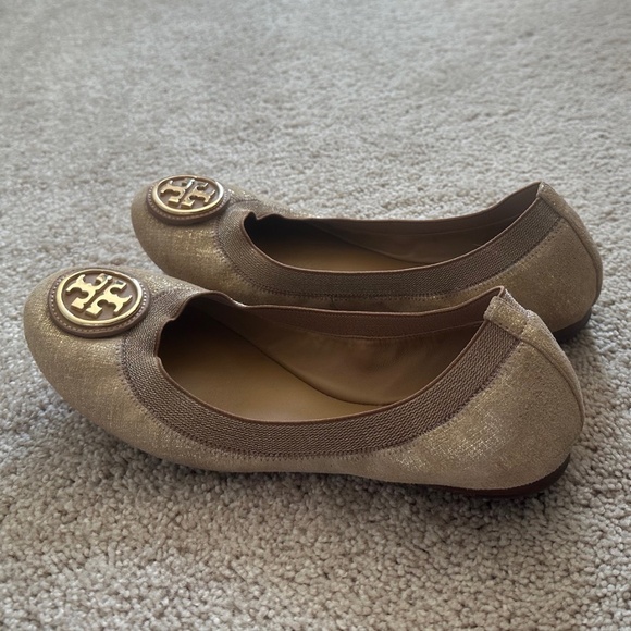 Tory Burch Metallic Gold Elastic Slip on Caroline Ballet Flats 9M - Picture 4 of 10